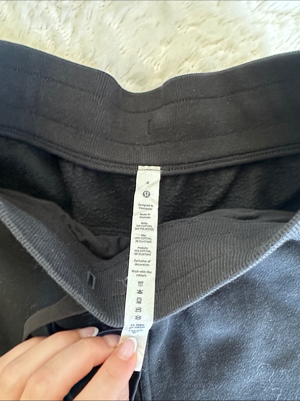 lululemon Scuba High rise Black Ribbed Cuff Joggers - Picture 4 of 5